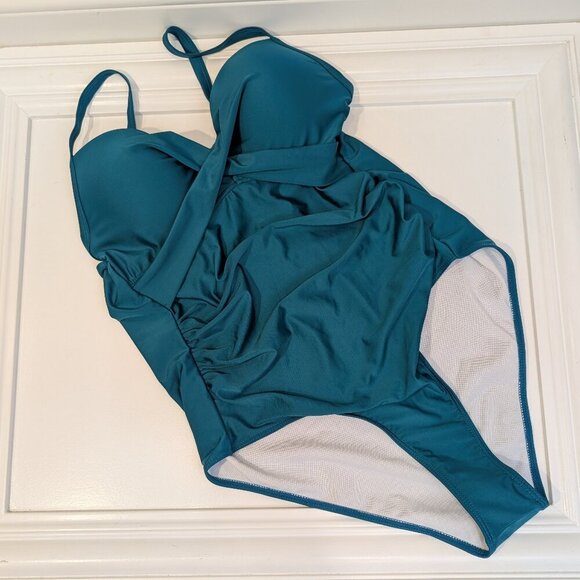 Shein Swim Suit One Piece Teal Green Solid Pleated Slim Fit High Leg - Size 2XL - Picture 1 of 4